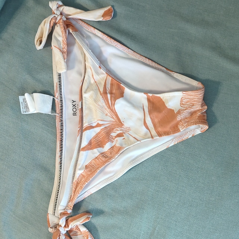 Roxy bikini bottom